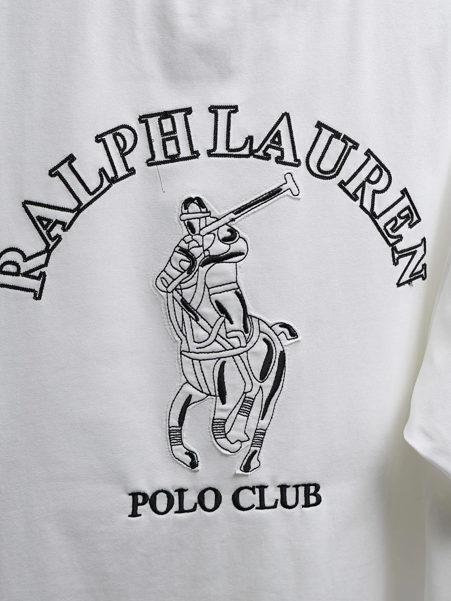 P170 Ralph Lauren* 2꯭0꯭2꯭6 new spring and summer style ❤️ Original ⌚️ higher version of Ralph Lauren. The fabric is made of 280g high-density pure cotton. It does not deform or shrink. Process introduction: double thread movement. Precision embroidery on the chest ➕ back panel embroidery🪡 process Color: White SIZE: S-XXL